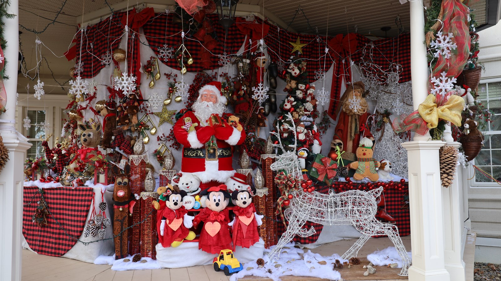 Coteau-du-Lac: répandre la magie de Noël avec un décor féérique