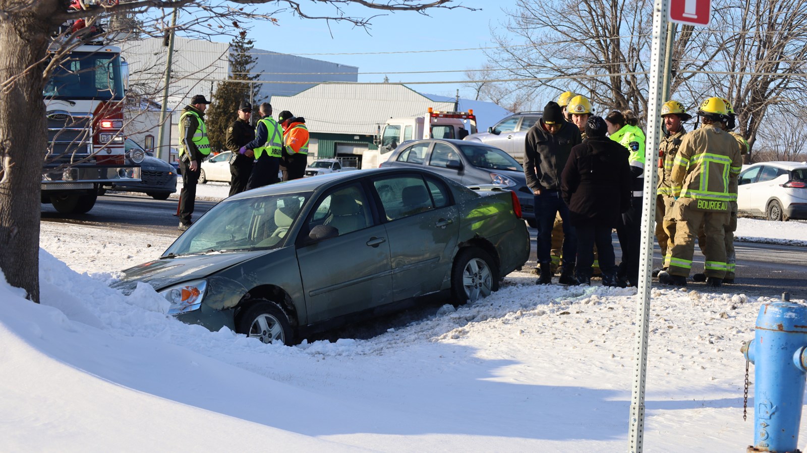 Sortie de route sur le boulevard Monseigneur-Langlois 