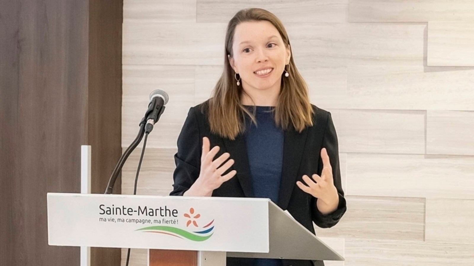 Janie Masse-Dufresne, conseillère scientifique en chef, municipalité de Sainte-Marthe et professeure adjointe au département de génie de la construction de l'ÉTS