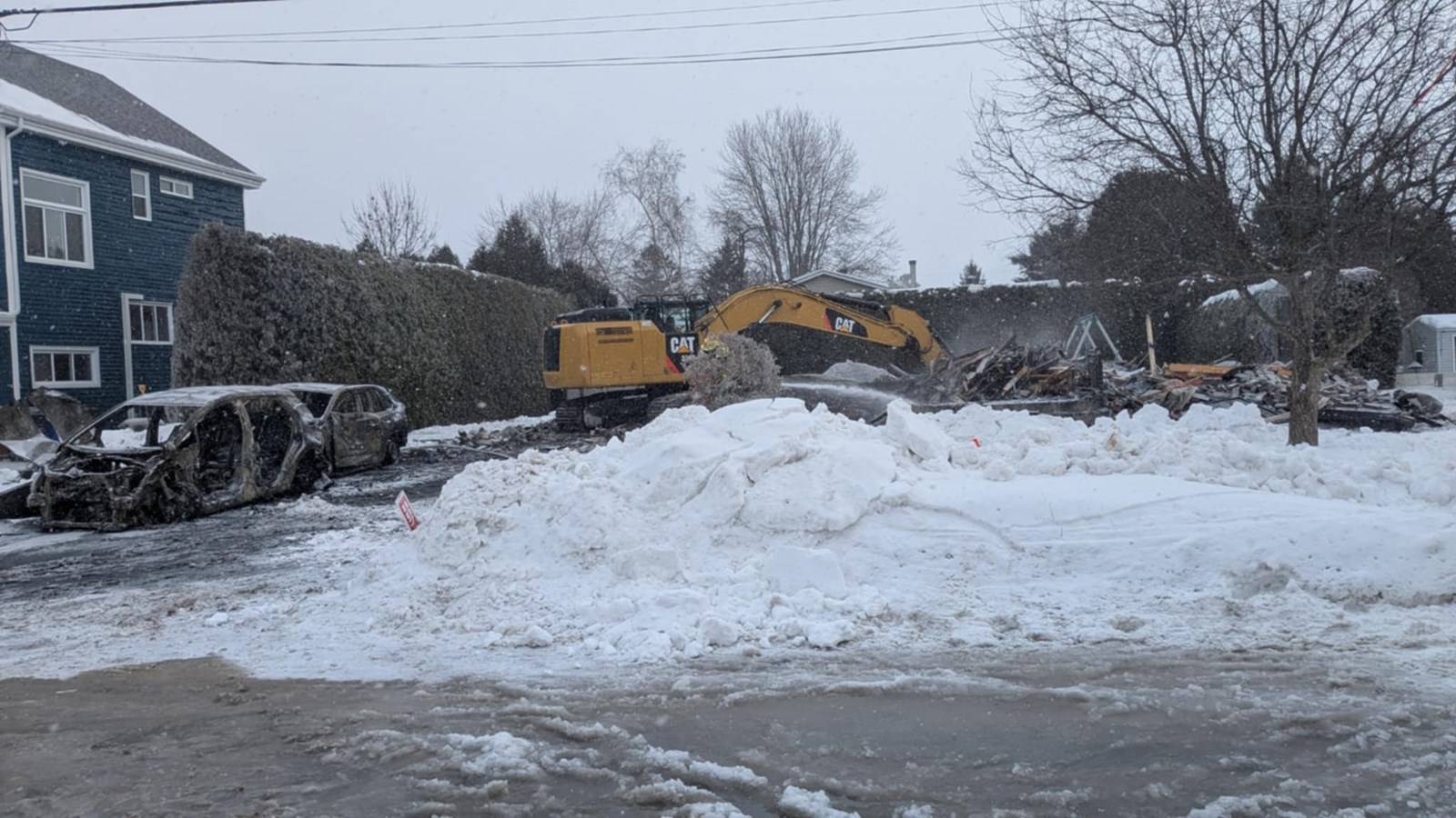 Une résidence de Saint-Zotique est détruite par les flammes
