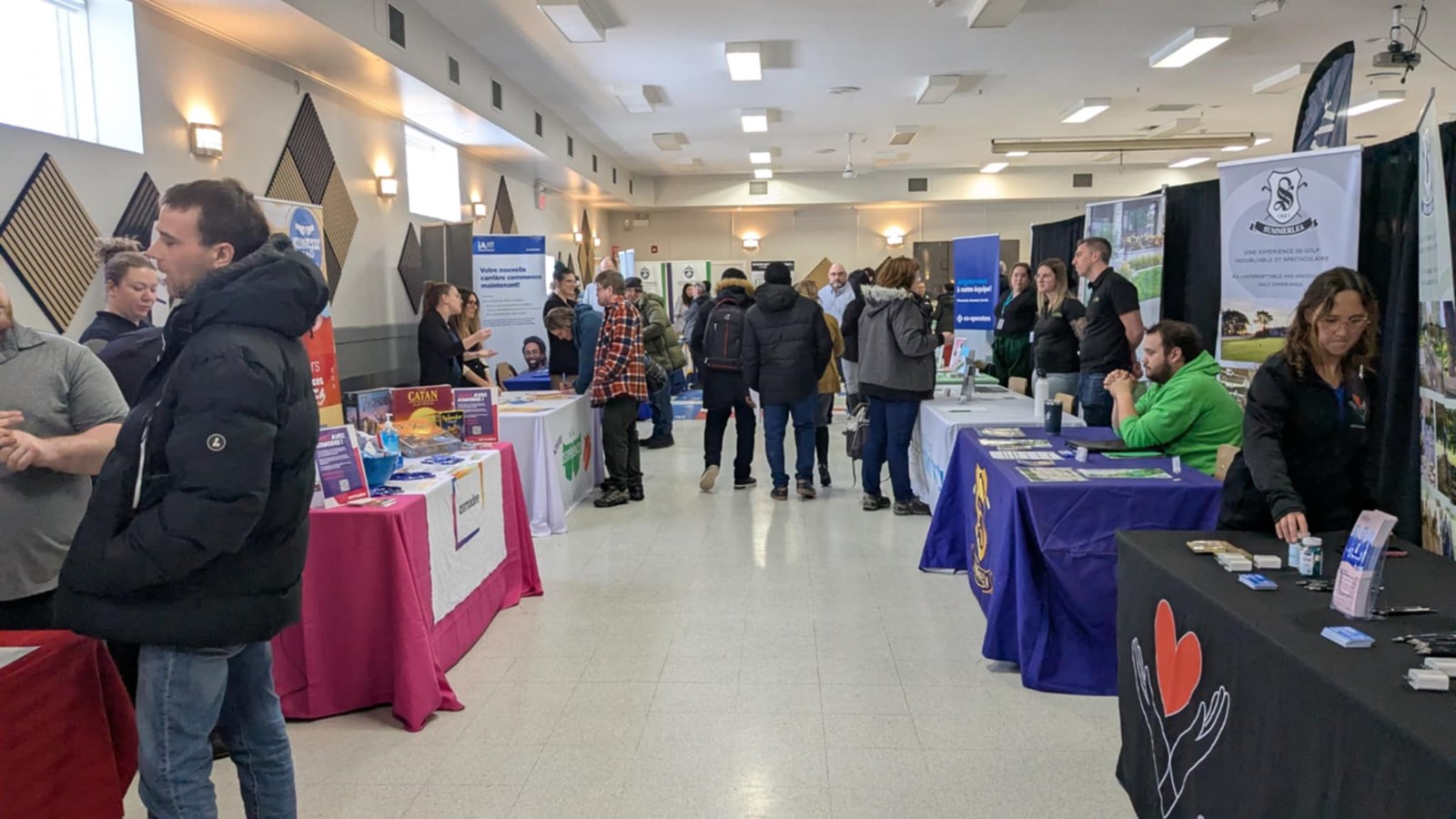 EN VIDÉO | Le premier Salon Emplois de qualité bat son plein à Coteau-du-Lac