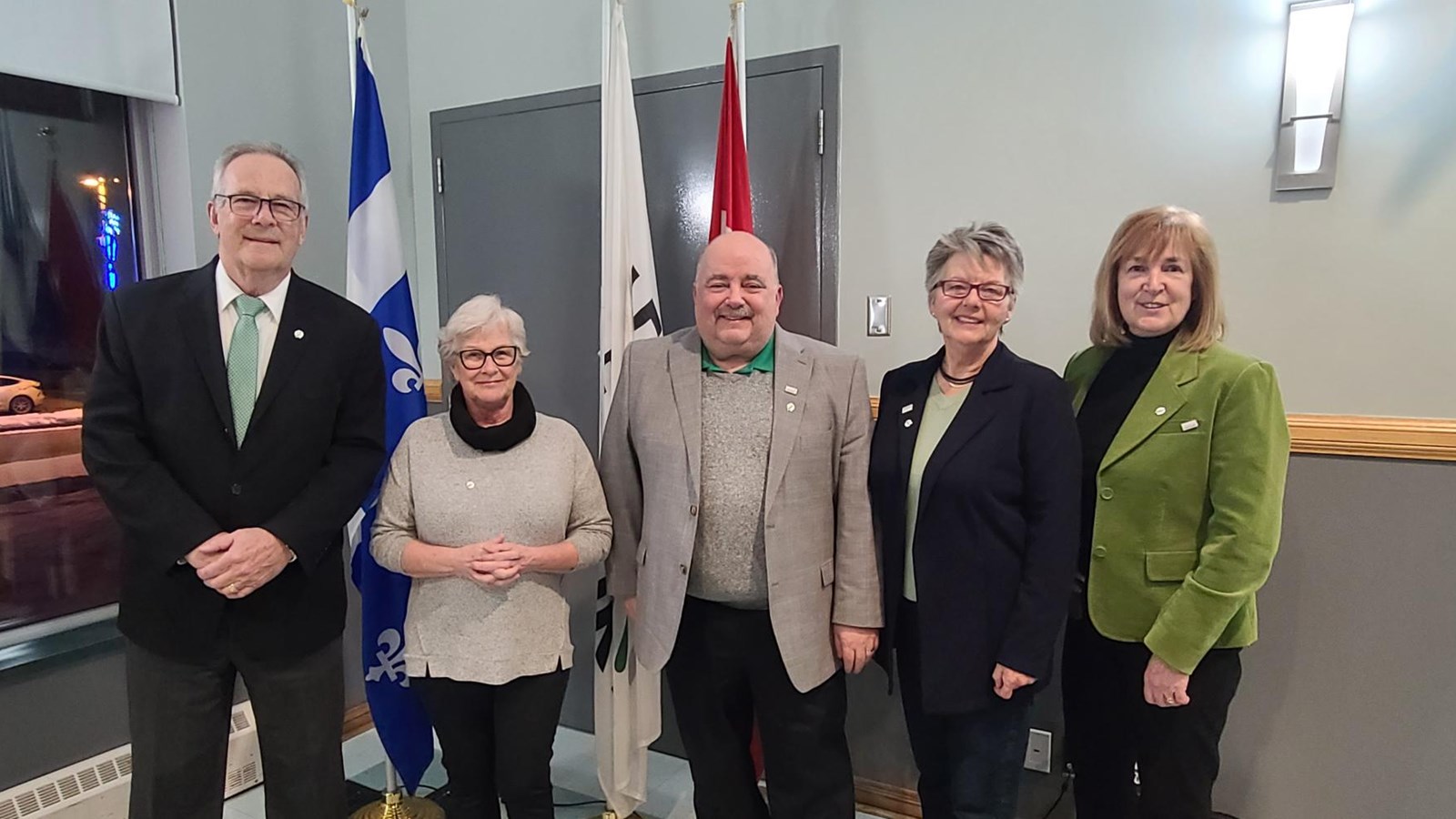 Des membres du Conseil municipal de Pincourt ont souligné les Journées de la persévérance scolaire·´
