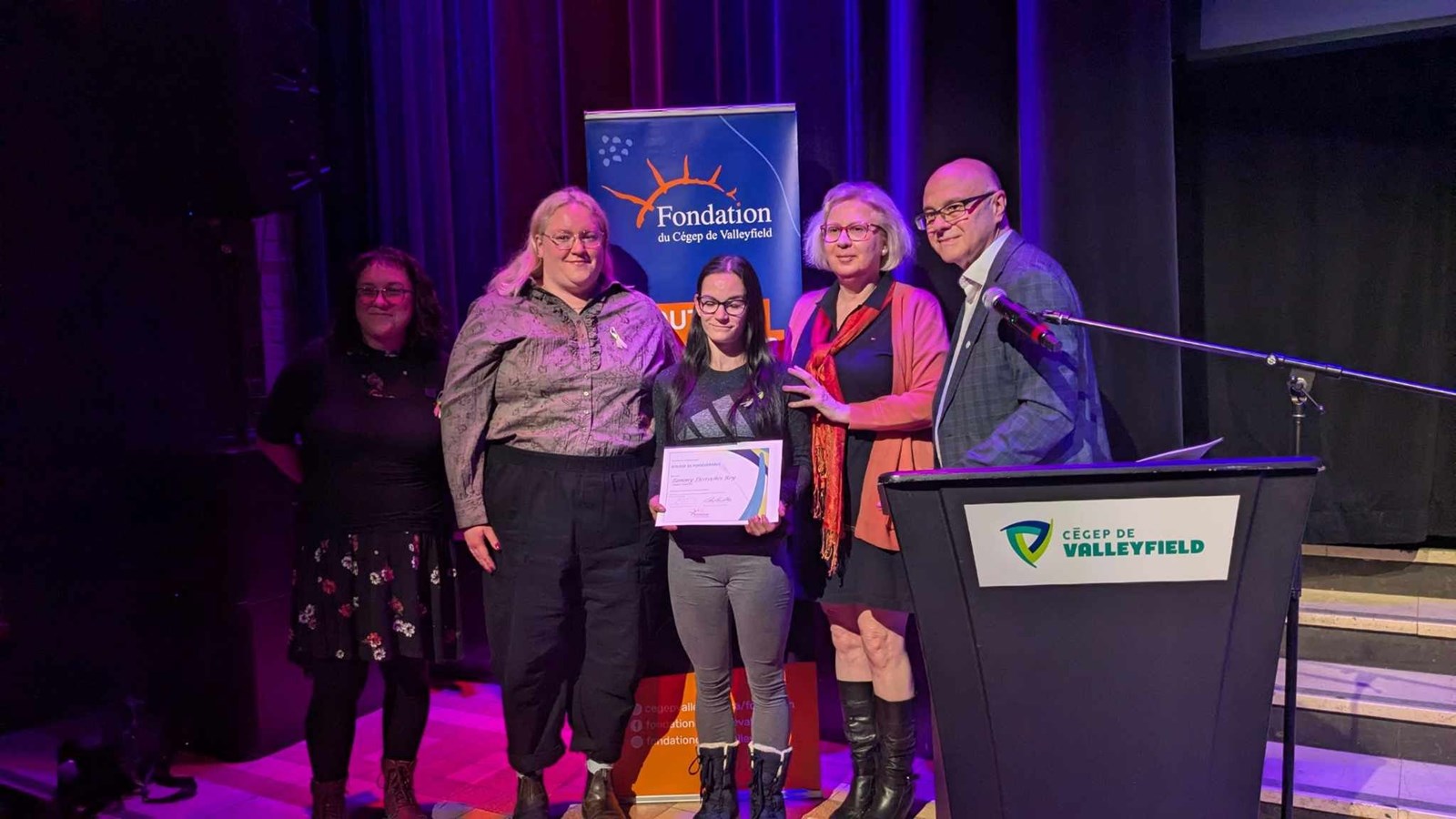 Center D'Mains de Femme Scholarship
Winner: Tammy Desroches Roy. She poses with Adèle Major, president of the organization's board of directors, and Martine Faille, organization coordinator 