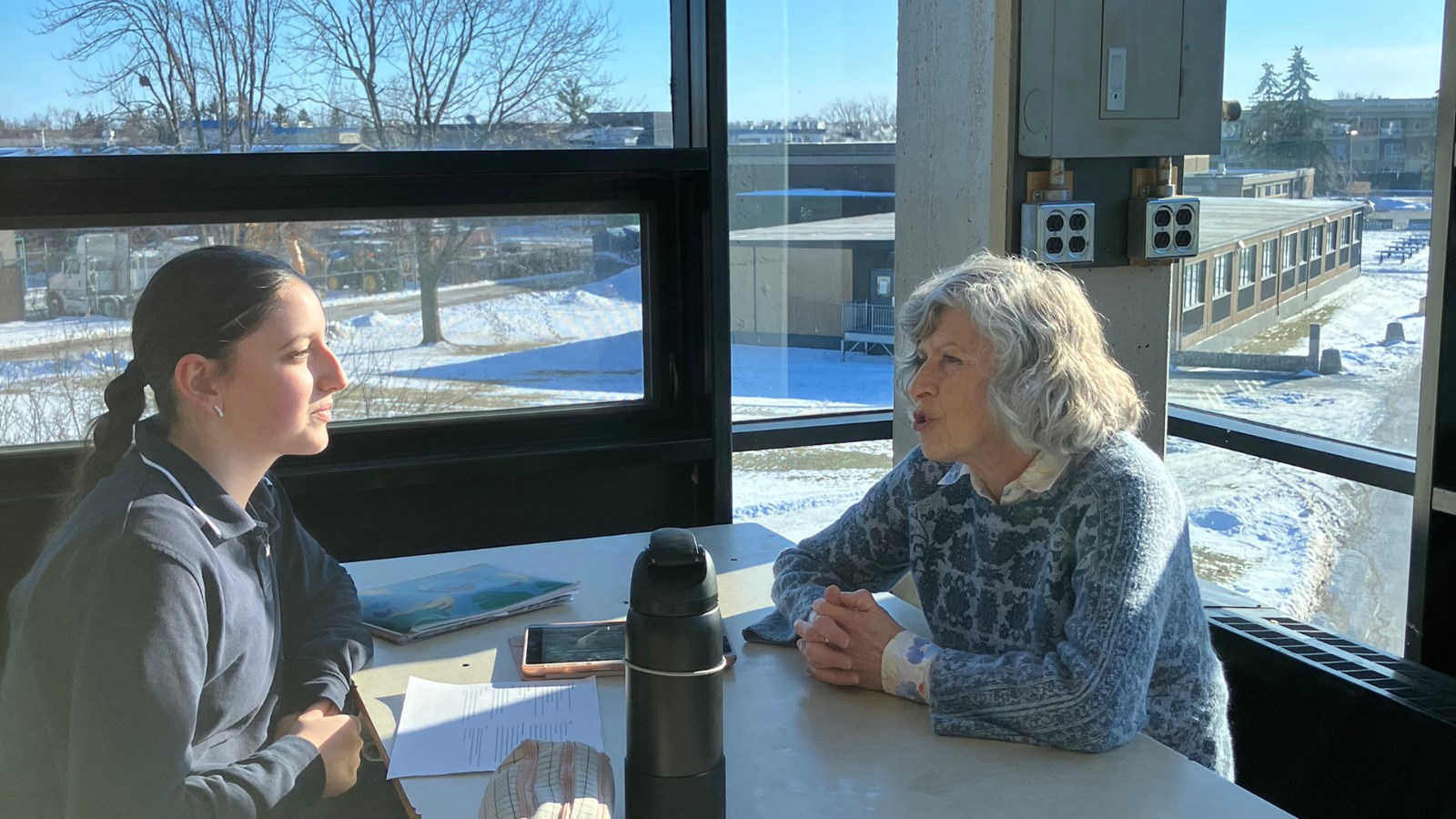 A bridge between generations: Cité-des-Jeunes students give voice to seniors