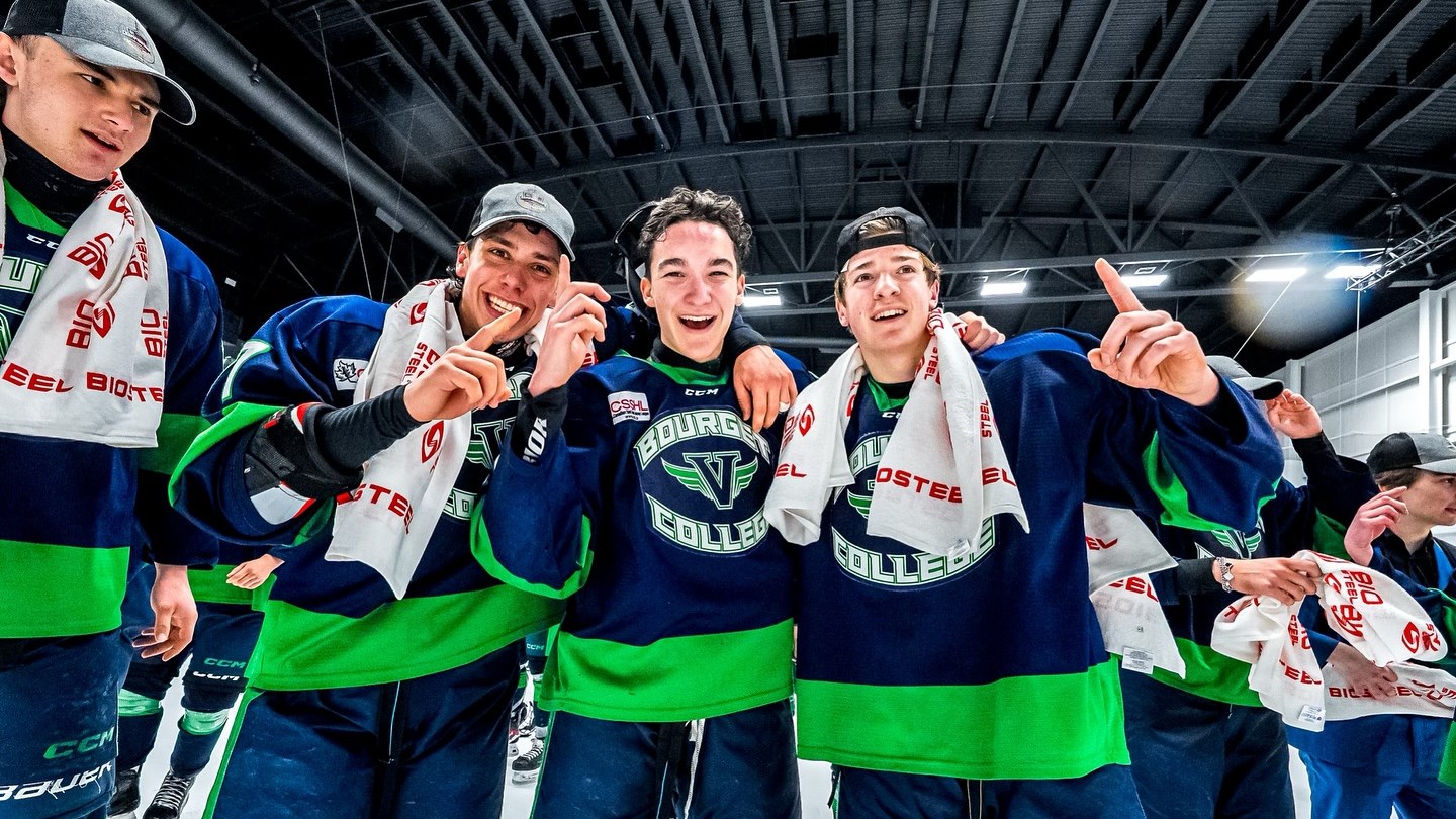 Les Voltigeurs du Collège Bourget décrochent le titre de champion de la CSSHL