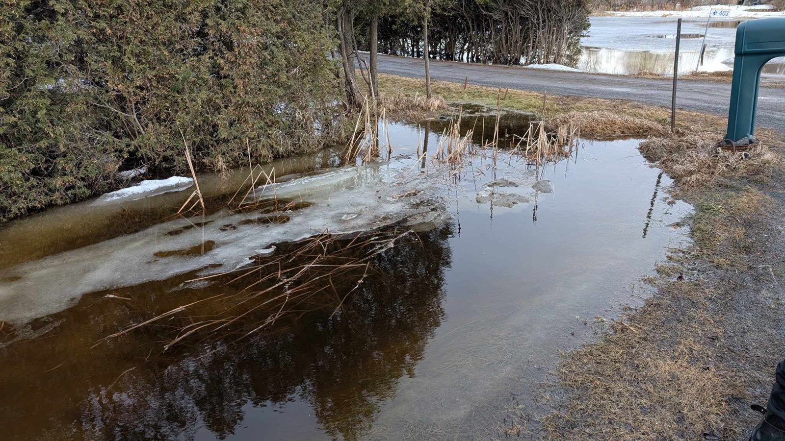Rigaud : un résident demande des interventions pour un fossé qu'il juge inadéquat