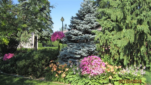 Retour du concours Fleurissons notre village cet été à Pointe-Fortune 