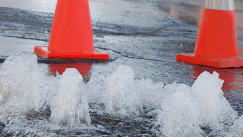 Coupure d'eau sur la rue Edgar-Séguin à Rigaud 