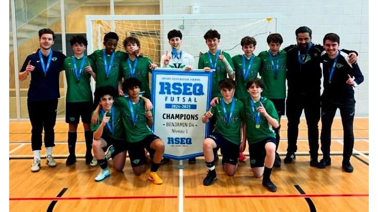 Le Collège Bourget cinq fois champion en Futsal