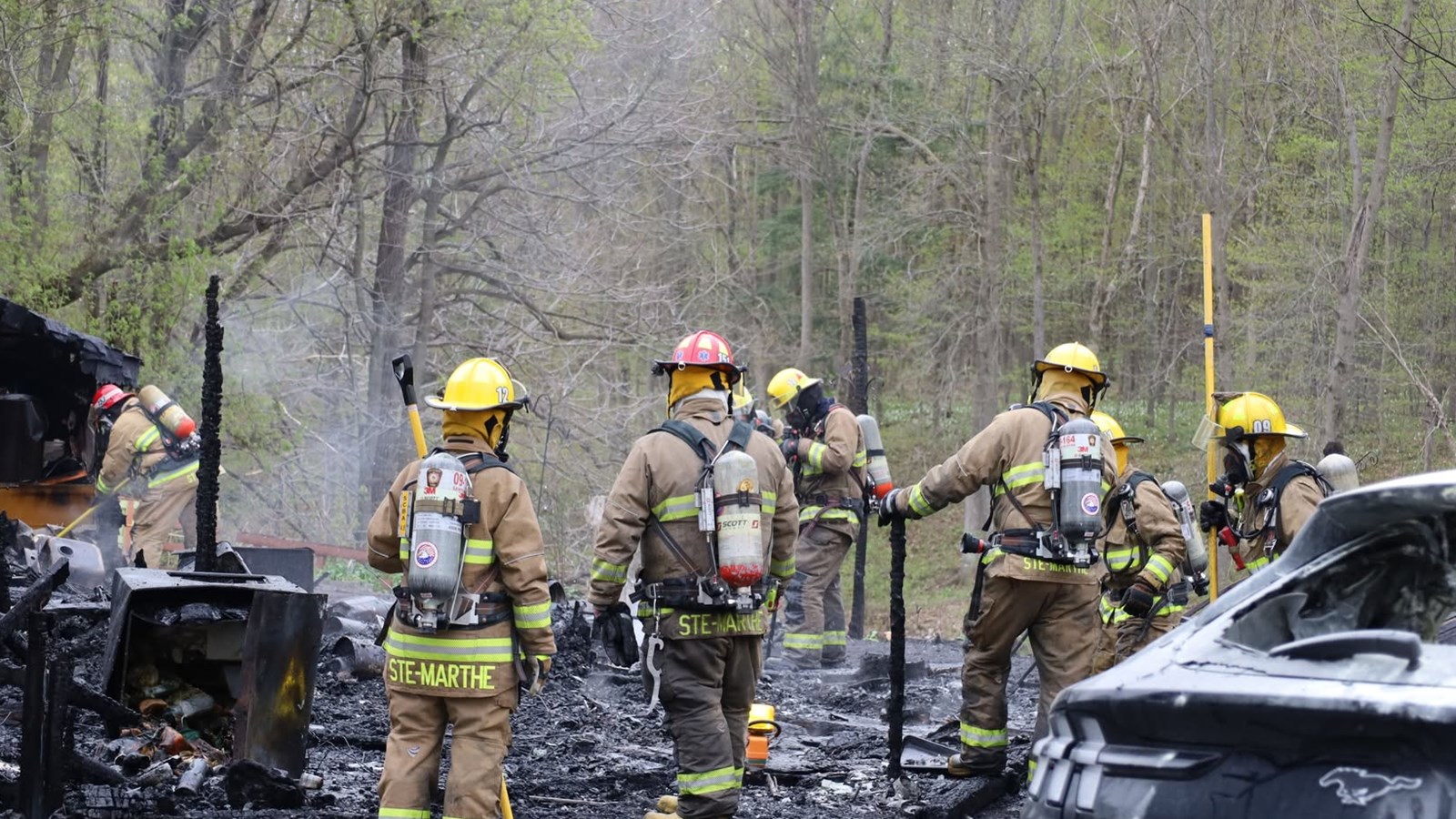 Des dizaines de pompiers en entraide à Sainte-Justine-de-Newton