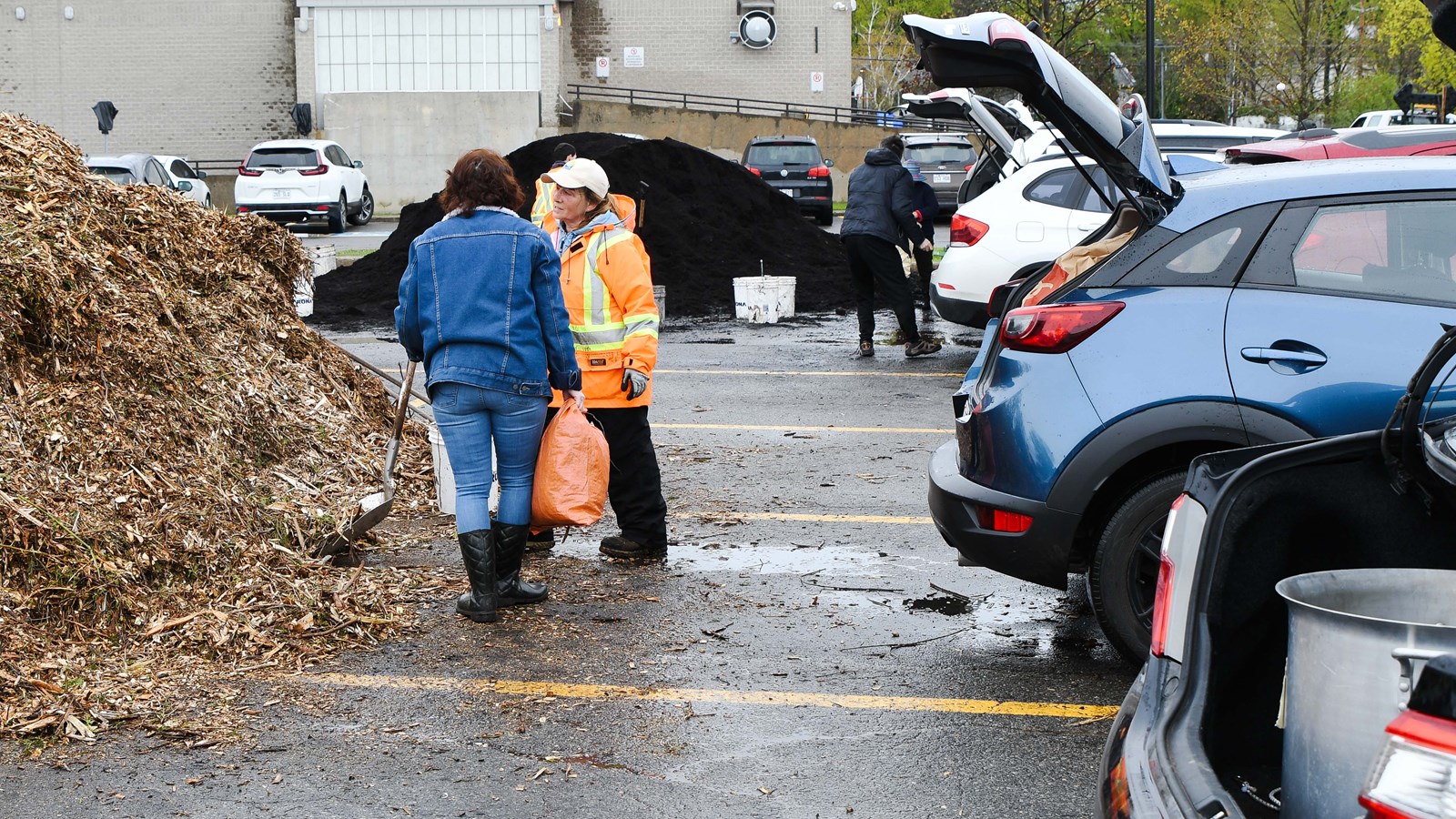 Ville de L'Île-Perrot: un franc succès pour le jour de la Terre