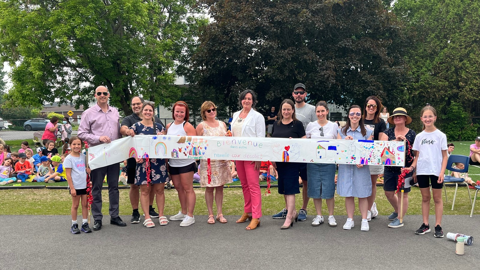 L’école Saint-Urbain inaugure sa cour d’école revitalisée