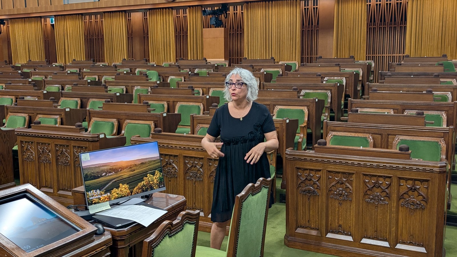 Une journée aux côtés de Claude DeBellefeuille sur la Colline du Parlement