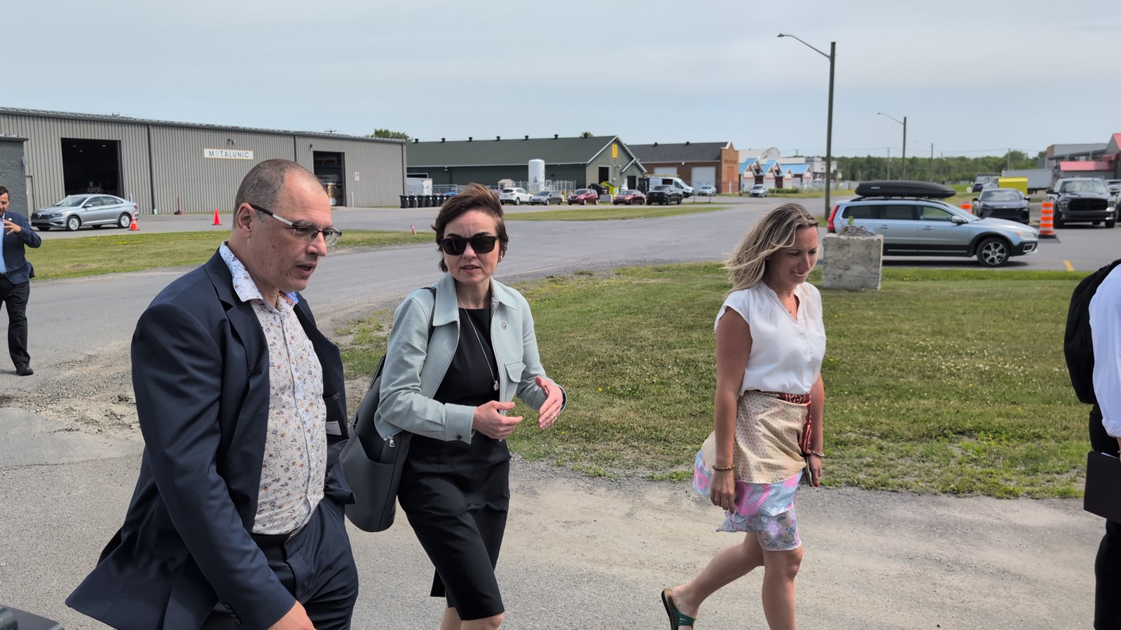 Christine Fréchette visite Métalunic pour souligner l’innovation régionale