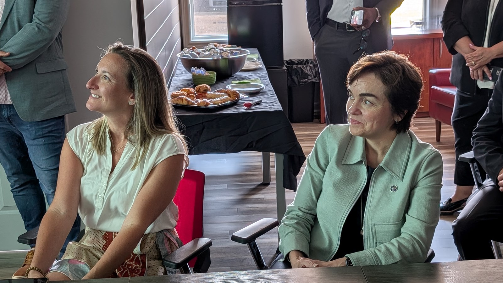 Christine Fréchette visite Métalunic pour souligner l’innovation régionale