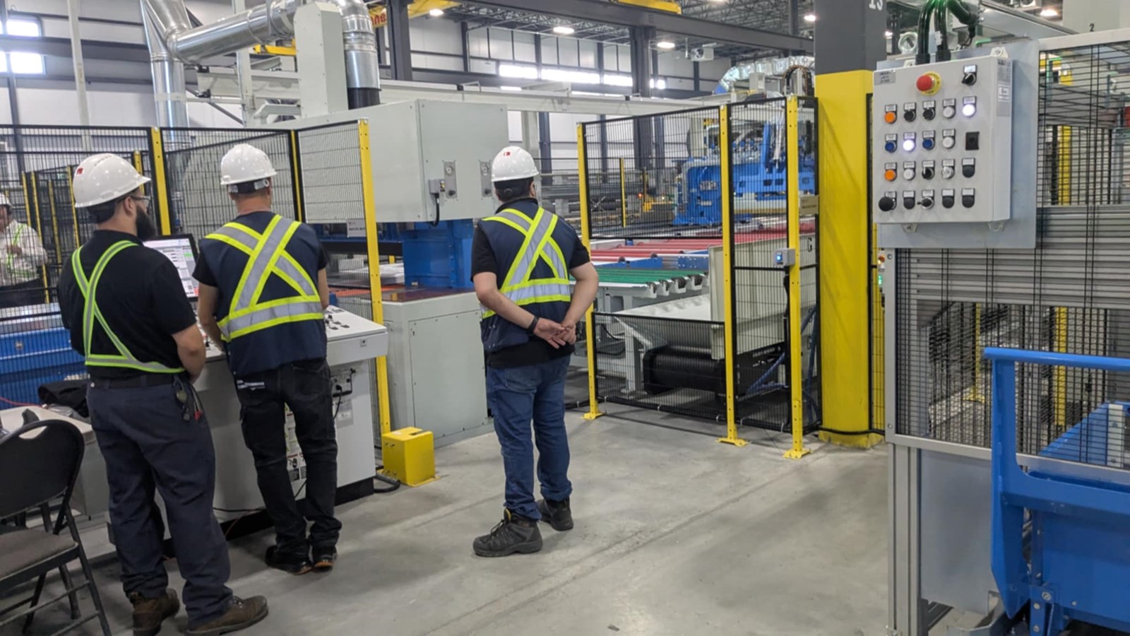 La première usine d'extrusion entièrement électrique débute ses activités