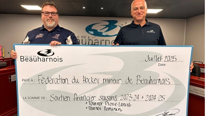 Beauharnois renouvelle son appui au hockey mineur local 