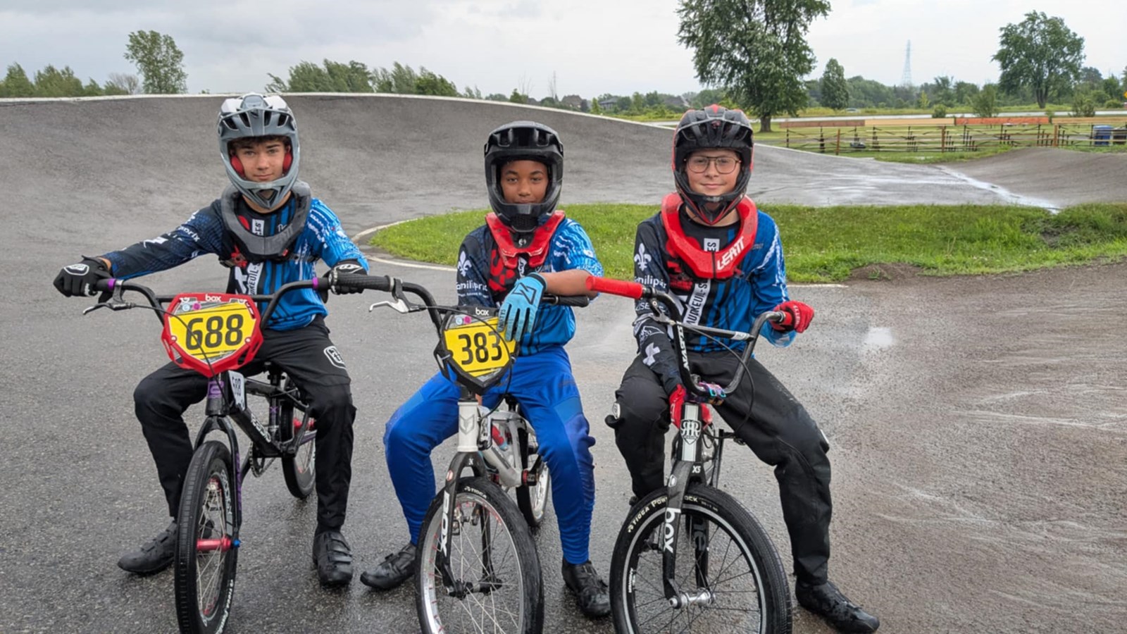 Jeux du Québec : Zak, Izack et Noah prêts à pédaler pour le podium