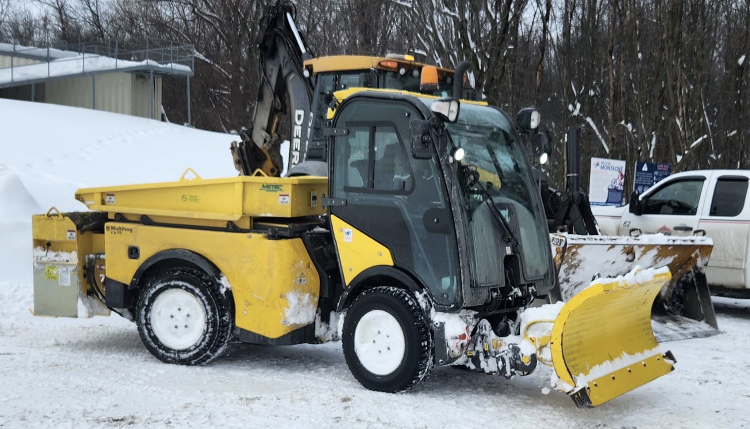 Un tracteur au cœur d’un désaccord à Coteau-du-Lac