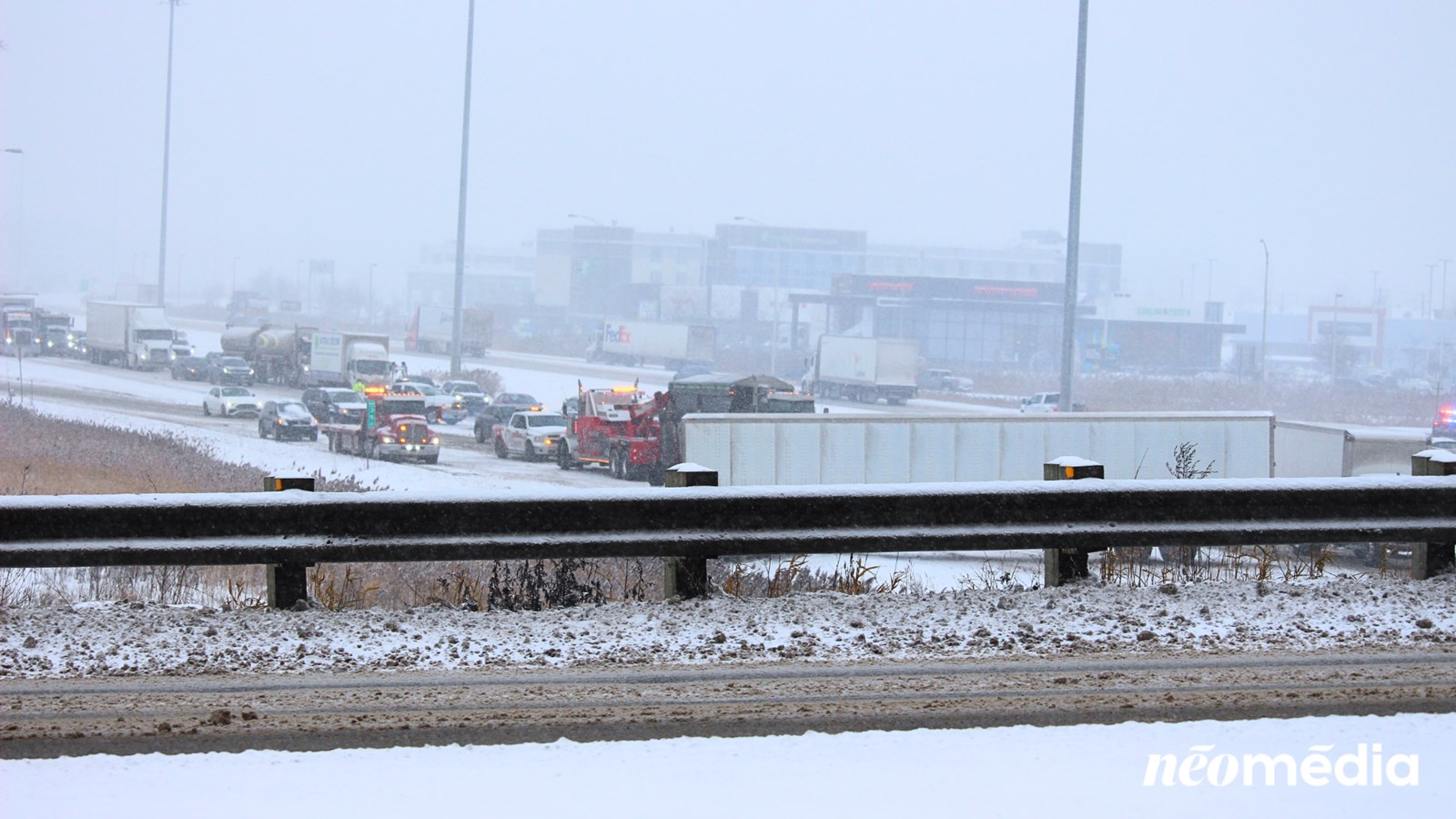 Mise en portefeuille sur l'autoroute 40 à Vaudreuil-Dorion