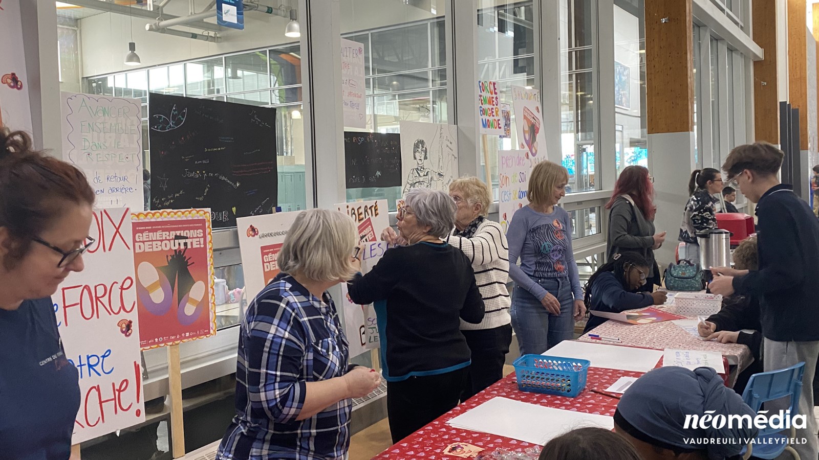 Chêne-Bleu: mobilisation jeunesse pour les droits des femmes