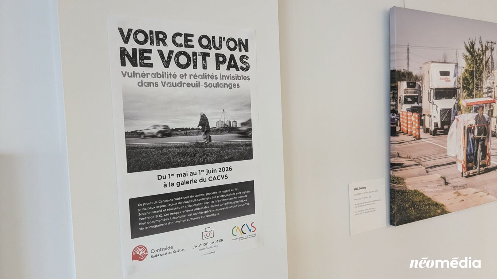 Souligner les enjeux sociaux de la région par une exposition photo