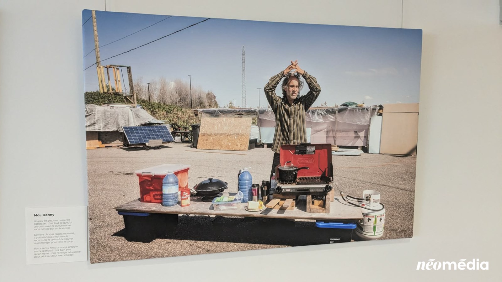 Souligner les enjeux sociaux de la région par une exposition photo