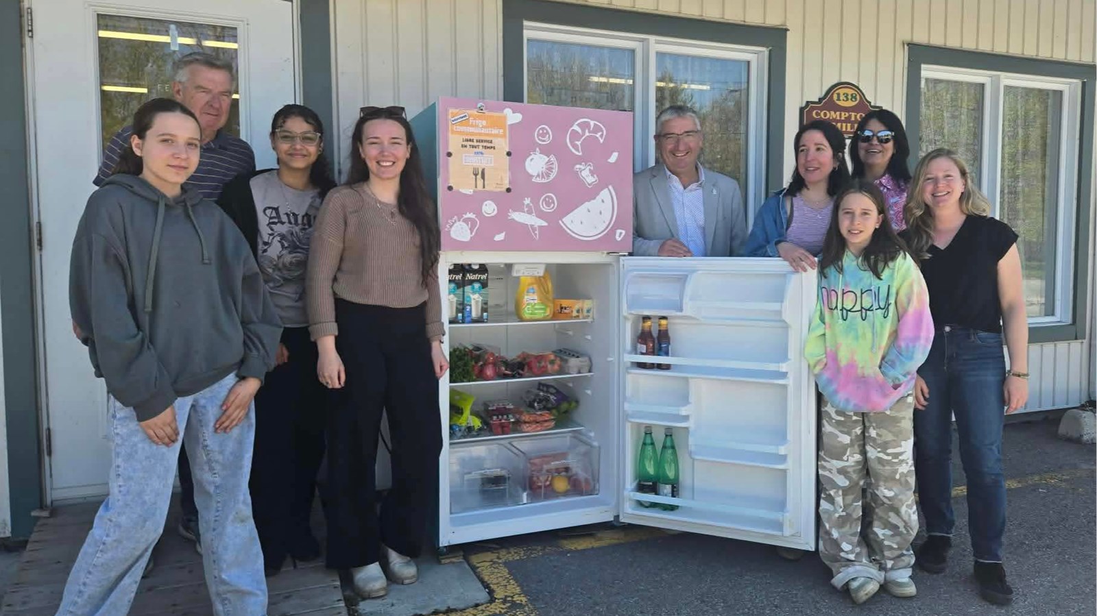 Les Cèdres rouvre son frigo