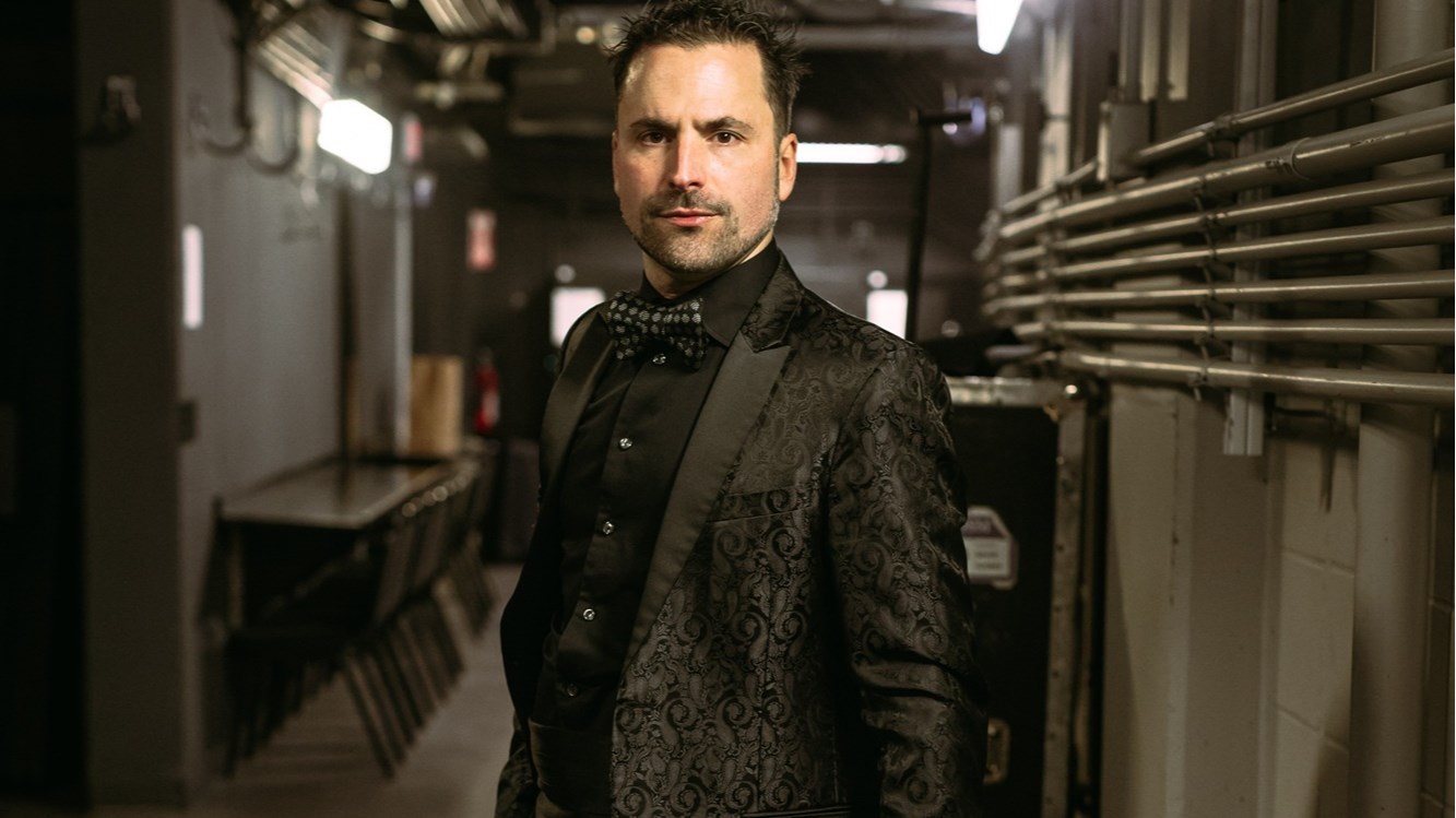 Le pianiste Jean-Philippe Sylvestre, qualifié de poète du piano par le grand Yannick Nézet-Séguin, est réputé pour sa technique éblouissante et son imagination