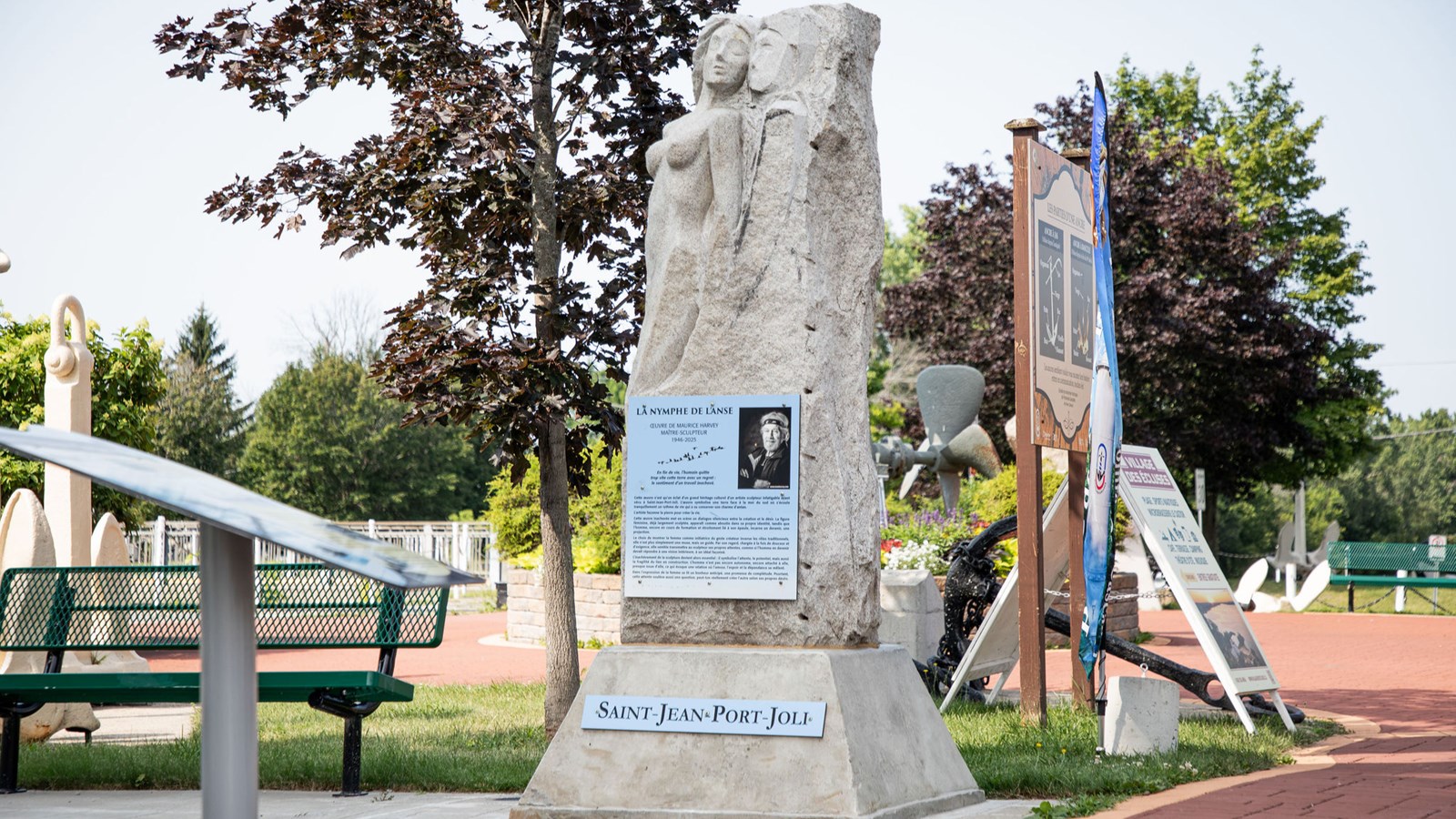« La Nymphe de l’Anse » dévoilée à Pointe-des-Cascades 