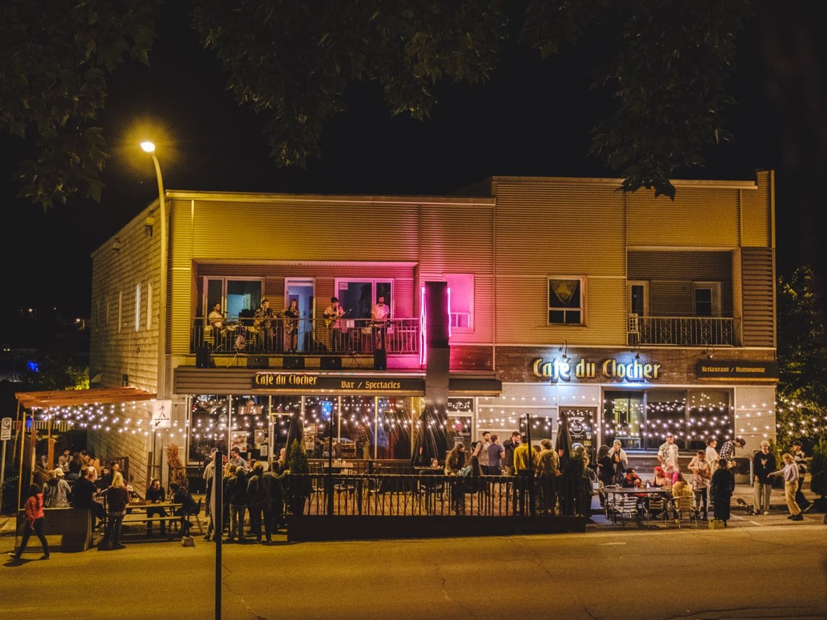 Le Café du Clocher sacré Salle de spectacle de l'année