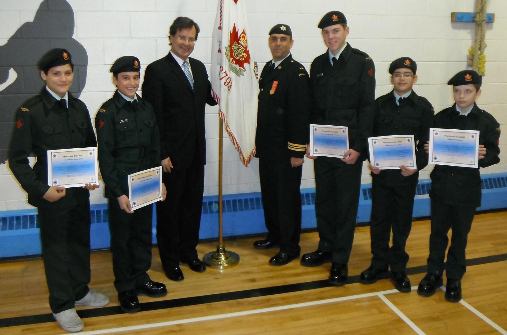 Cinq nouvelles recrues au Corps de cadets de Chambly