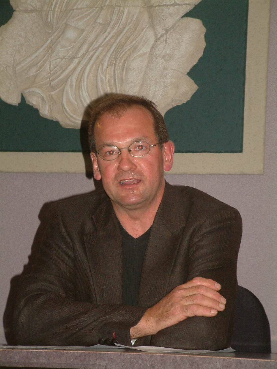 Yvon Boucher admet qu’il devra délaisser certaines activités s’il décide de tenter sa chance à l’élection partielle. (Photo : archives)