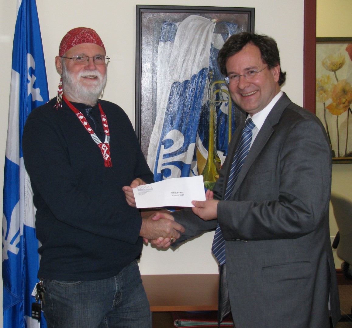 2 000 $ remis à la Fondation J'ai faim à tous les jours