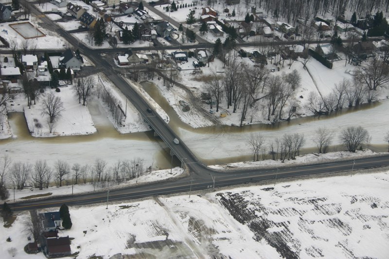 Veille d'inondation à Carignan