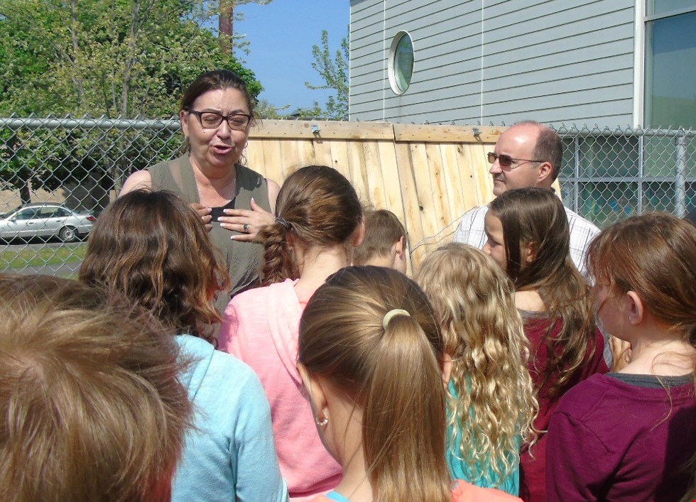 Félicitations de la députée d'Iberville, Mme Claire Samson, aux élèves de
4ème année de la classe de M. René Blanchette
