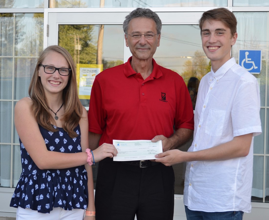 Une bourse d’excellence remise à Nolan-Patrick et Makayla Cunningham