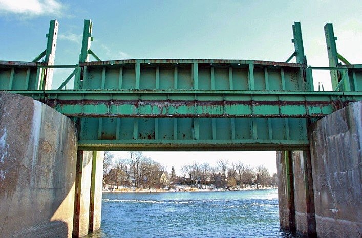 Parcs Canada complète une première phase de travaux au barrage Fryer 