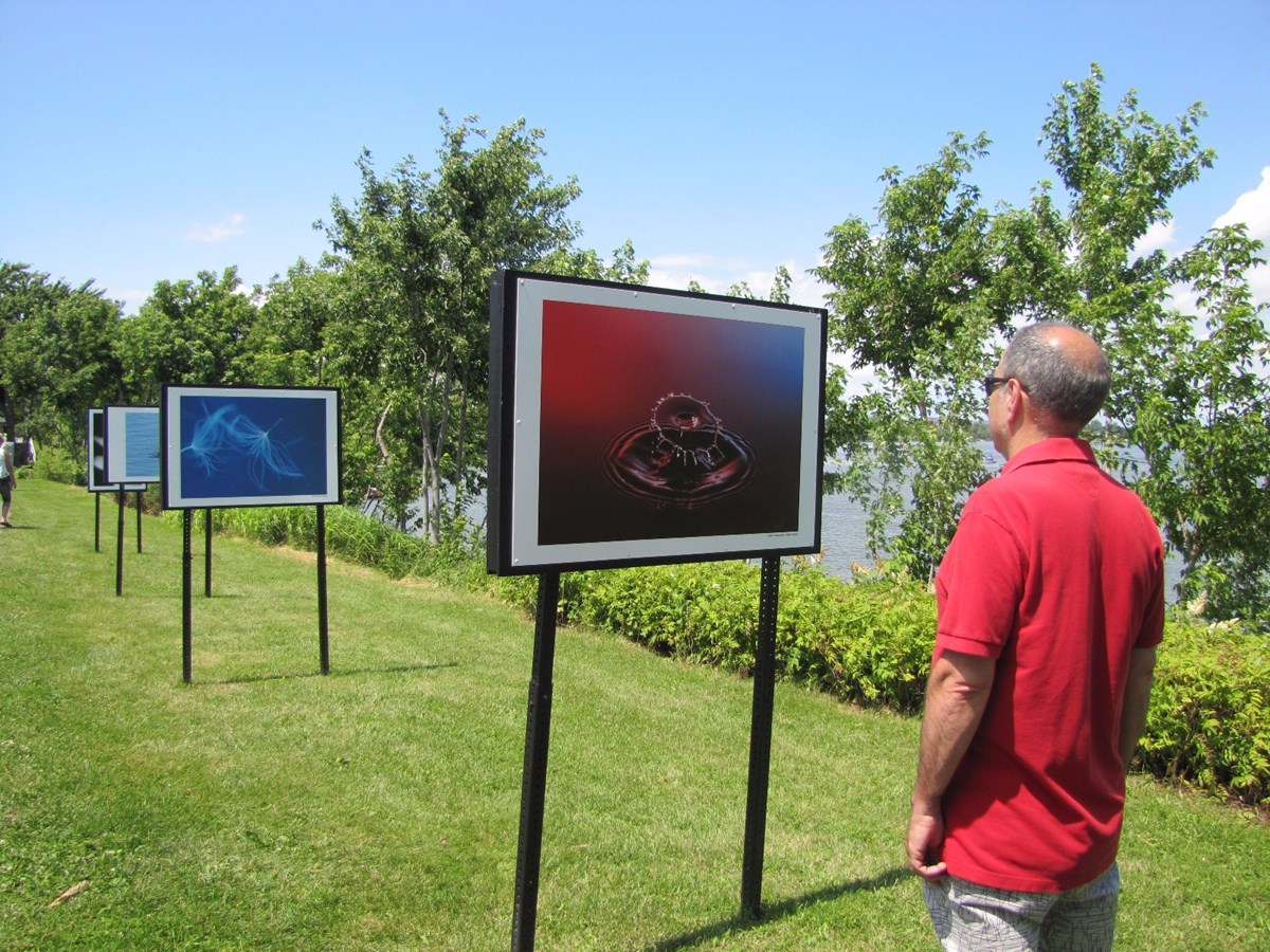 Profitez du beau temps pour découvrir l’exposition photo du Club de photographie l’Iris de Chambly 