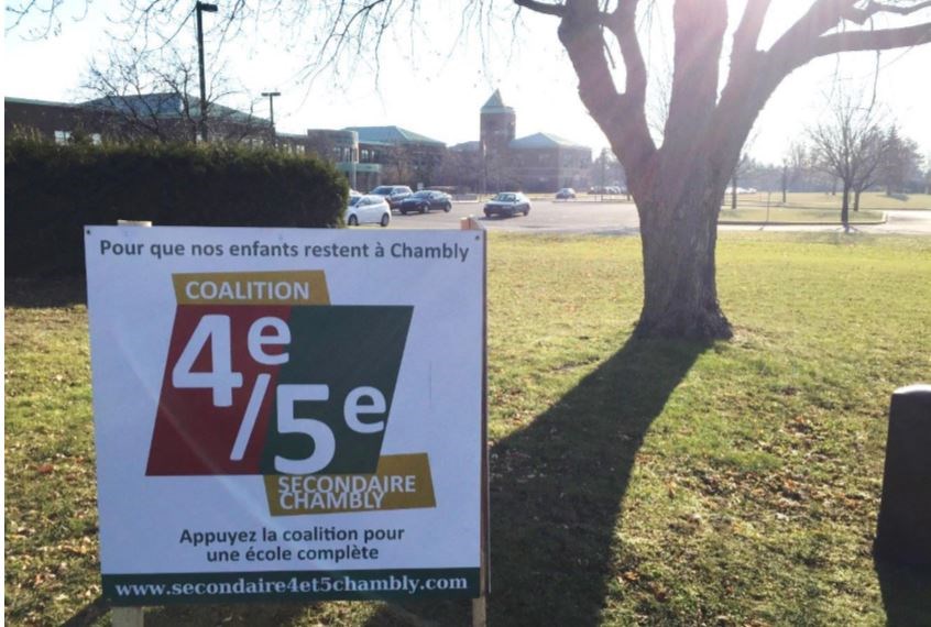 Des affiches font leur apparition à Chambly et Carignan