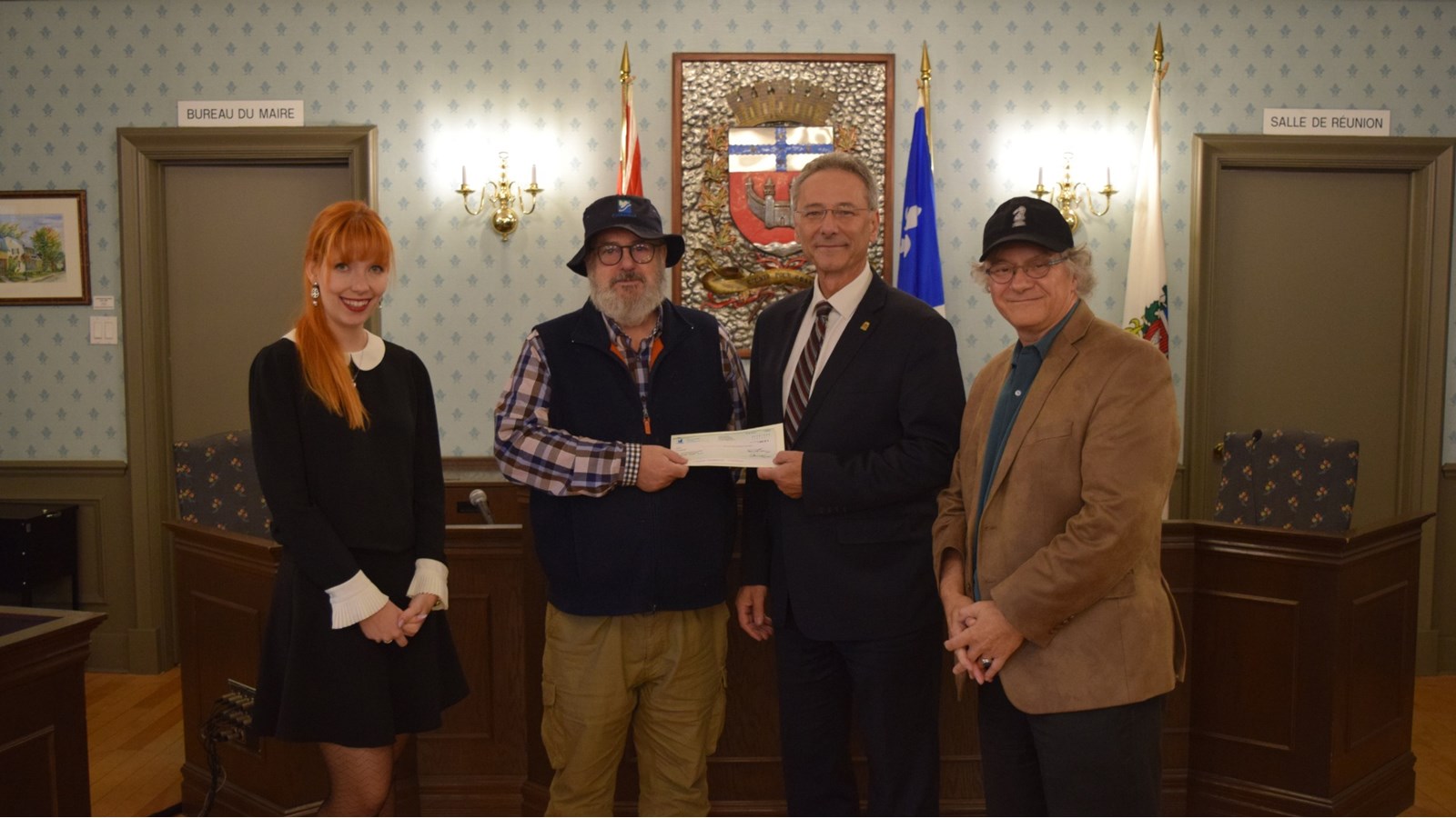 La Ville de Chambly remet 1 840 $  au Club d’échecs de Chambly