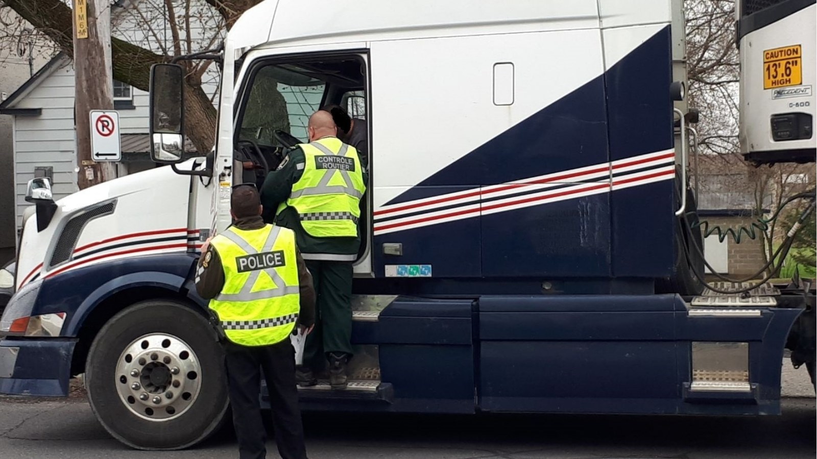 MRC de Rouville : une quarantaine de camions poids lourds interceptés 