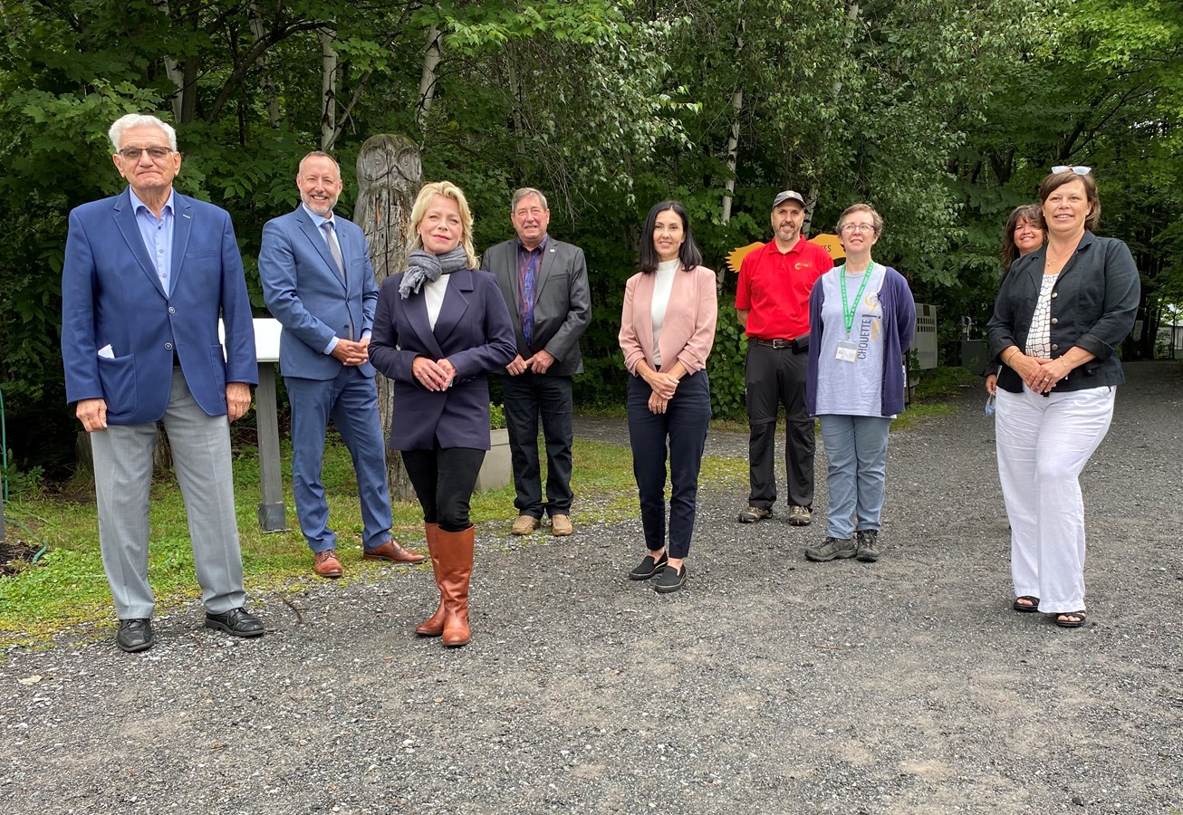 Une aide financière de plus de 2,4 M$ a été octroyée à l’Union québécoise de réhabilitation des oiseaux de proie (UQROP) pour soutenir la construction d’un centre écoénergétique d’interprétation des oiseaux de proie dans la région de la Montérégie.