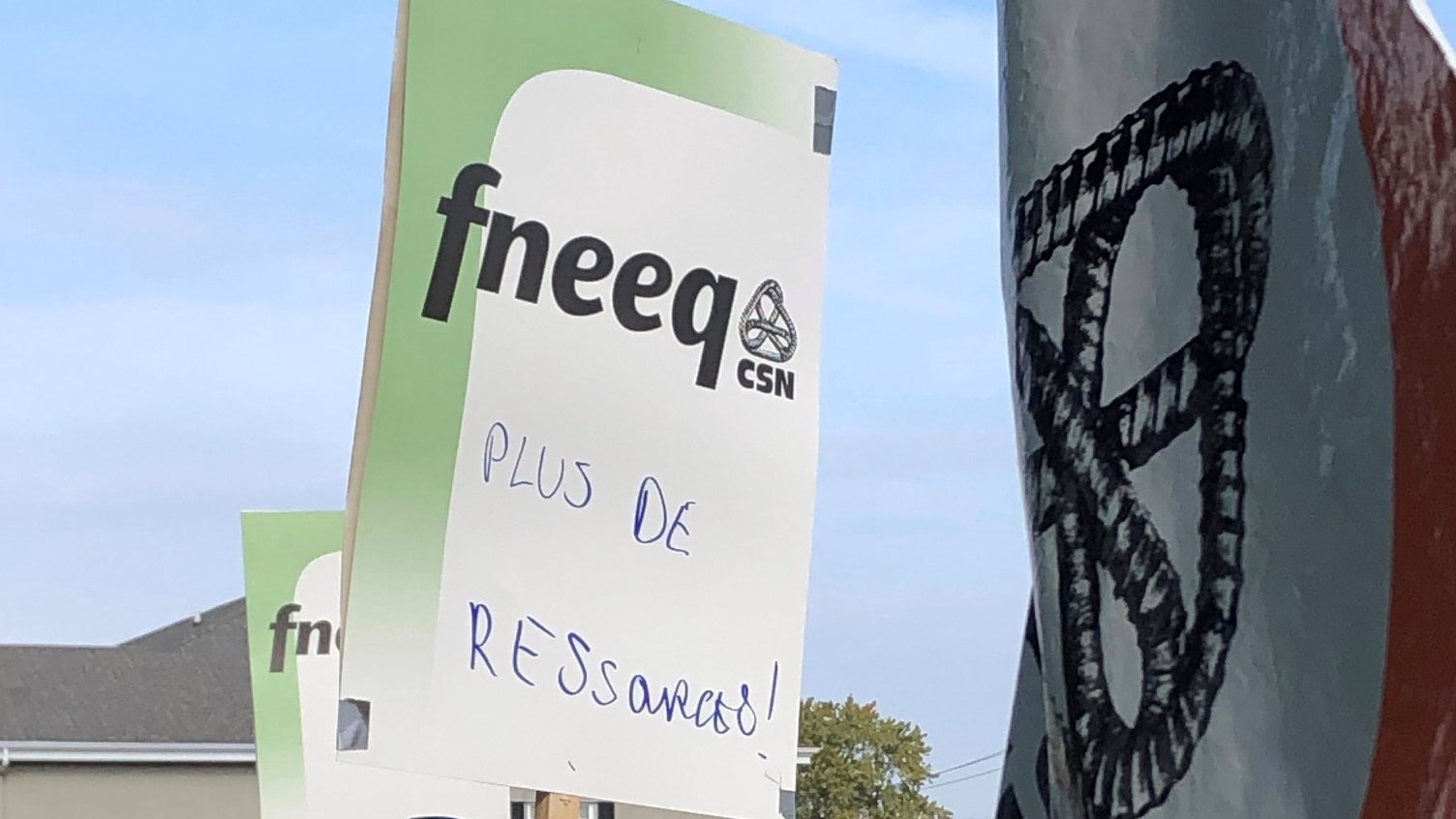 Troisième journée de grève pour les enseignantes et enseignants du Cégep Saint-Jean-sur-Richelieu