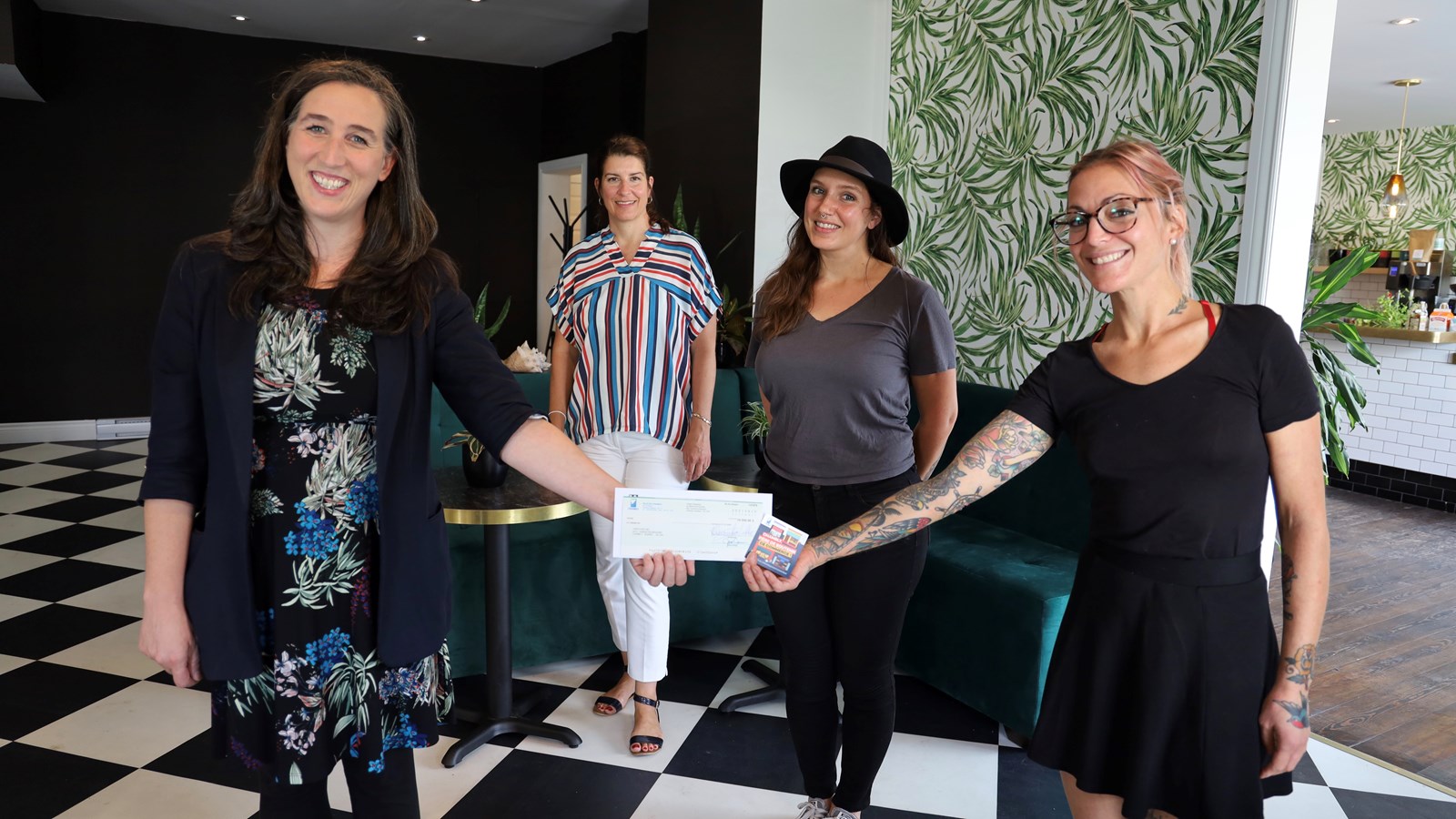 Une première subvention remise au Viridi Café dans le cadre du Programme d’aide aux commerçants