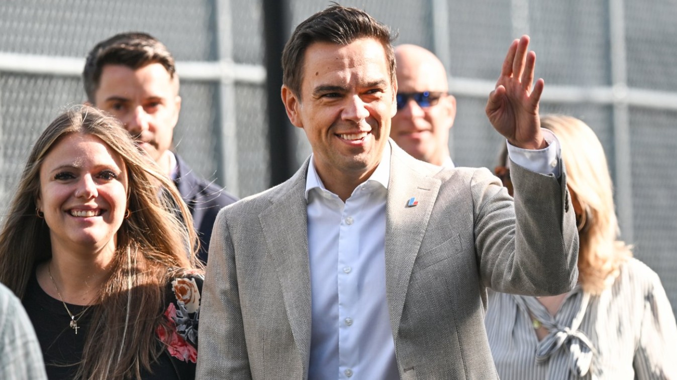 L'électorat fédéraliste courtisé au sixième jour de la campagne électorale