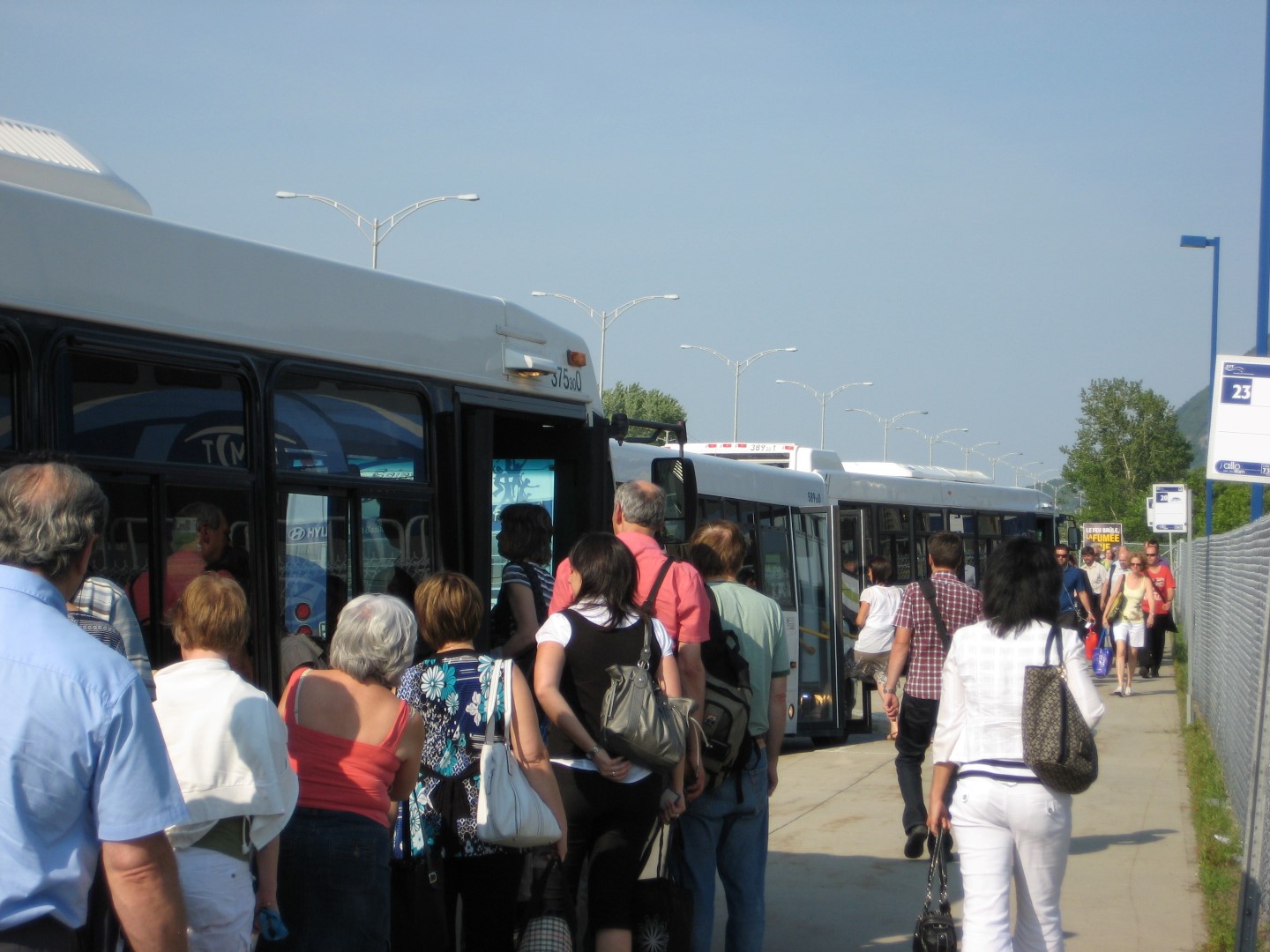 Le CIT de la Vallée du Richelieu sensibilisera davantage la population en ce qui a trait à la sécurité aux abords des arrêts d'autobus. (Photo : Courtoisie)
