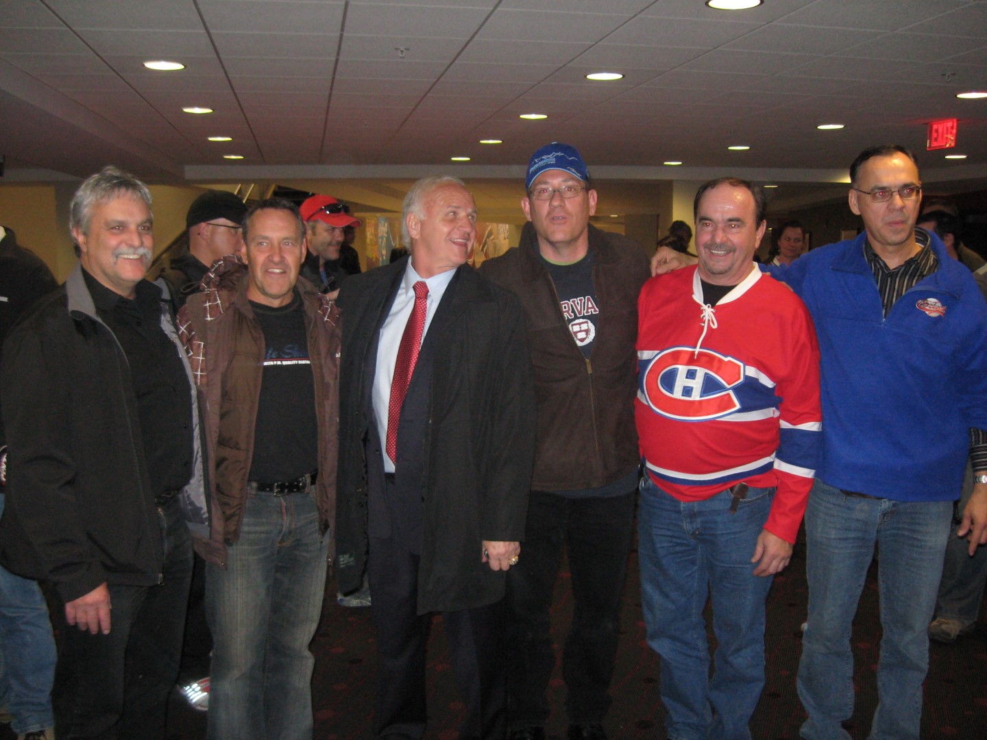 Du hockey entre amis
