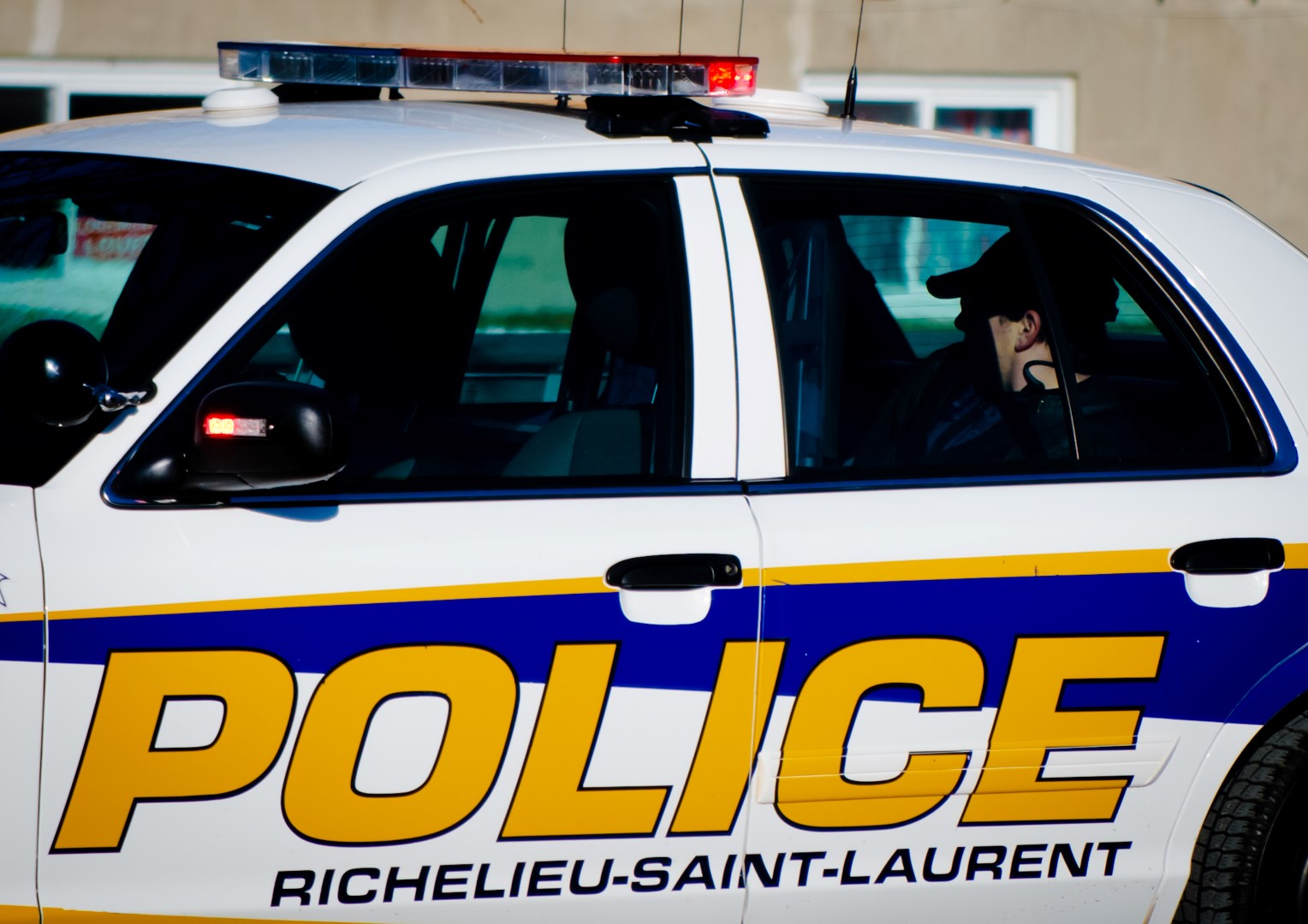 Arrestation d'un homme armé au Mail Montenach