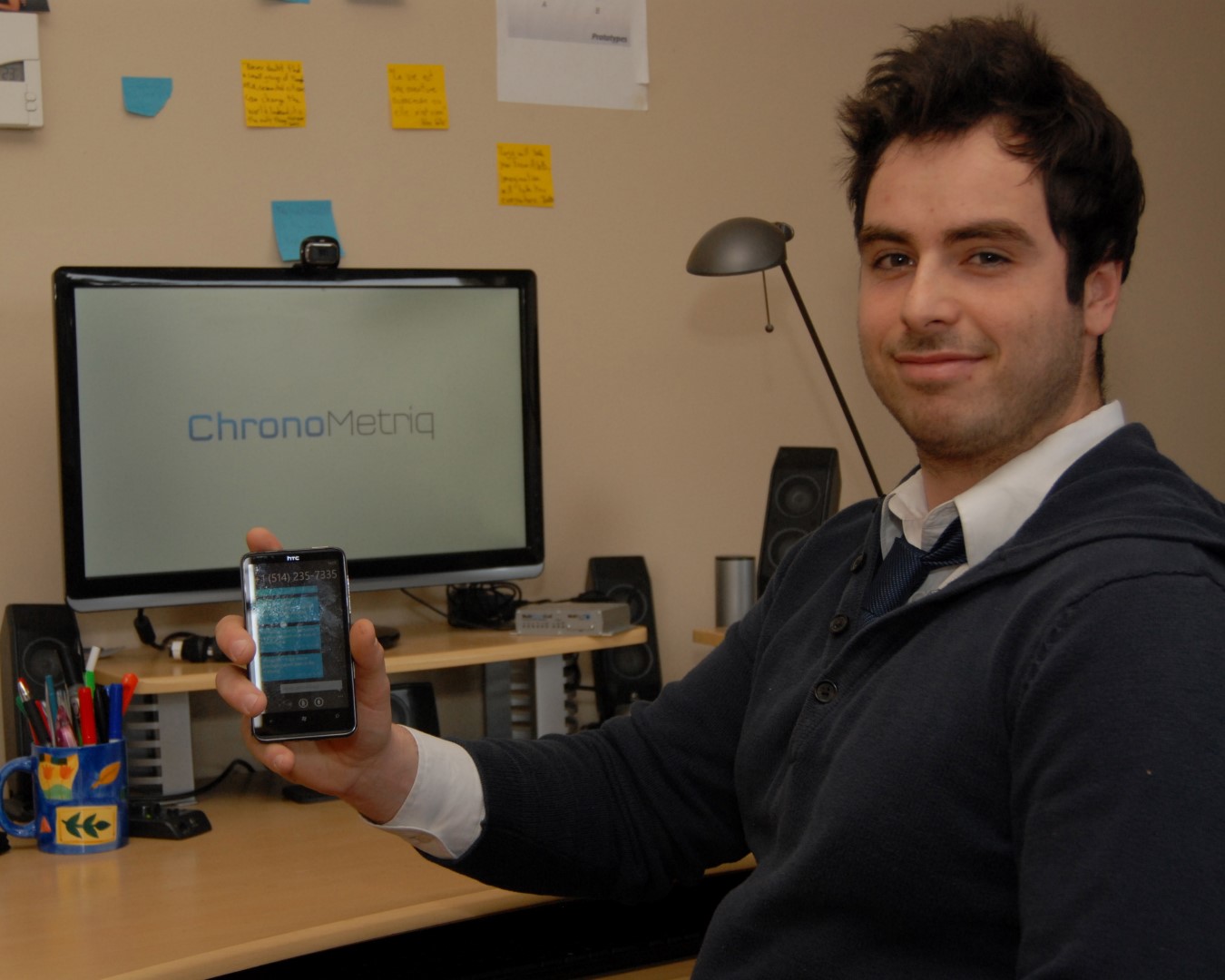 Le Beloeillois Rémi Lalonde-Richard et ses quatre associés ont inventé la borne d’attente virtuelle ChronoMetriq, qui permet d’attendre à l’urgence sans être confiné des heures sur place.